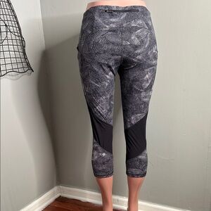 lululemon athletica Black and Gray Cropped Pants
